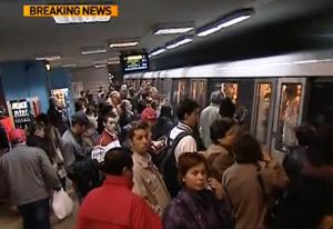 O femeie s-a aruncat în faţa metroului!