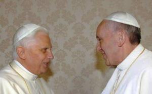 Pentru prima oara in istorie, doi Papi fata in fata: Papa Francisc si Benedict al XVI-lea au avut o intalnire privata