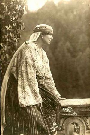 139 de ani de la naştere! Regina Maria, o viaţă dedicată românilor