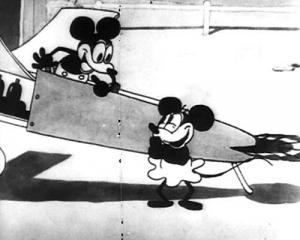 Inedit! Cuplul Mickey şi Minnie Mouse împlineşte 86 de ani