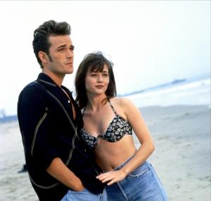 O ştii din "Beverly Hills 90210"! Schimbarea este totală! Cum arată ACUM Brenda