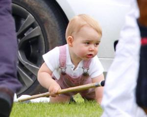Prinţul George împlineşte un an! Iată cele mai frumoase fotografii cu răsfăţatul Marii Britanii