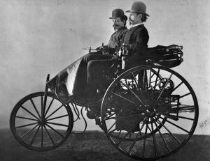 FOTO DE COLECŢIE! "Benz Patent Motorwagen", primul automobil din lume