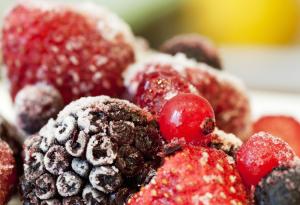 Sigur nu ştiai! Cum ajung fructele congelate în supermarket-uri