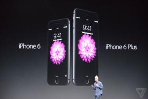 ÎN SFÂRȘIT! S-a lansat  iPhone 6, telefonul pentru care s-au făcut cozi înainte să existe