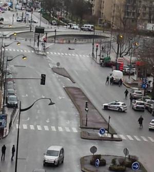 LIVE de la faţa locului! Încă un atac ARMAT în Paris! Doi MORŢI în magazinul asediat