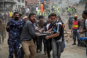 DEZASTRU în Nepal: Peste 2000 de VICTIME