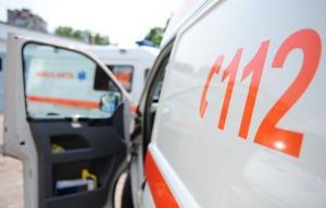 Buzău: Nouă răniţi în urma unui accident în care au fost implicate un microbuz şi două autoturisme