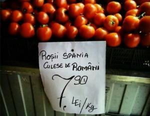 FOTO VIRAL! Ce a scris un român lângă PREŢUL AFIŞAT pe legume în piaţă