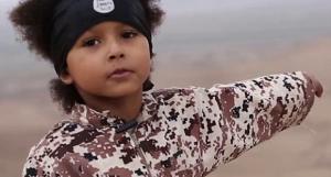 POVESTEA CUTREMURĂTOARE a micului jihadist. Cum a ajuns un copil de șase ani să lupte pentru ISIS