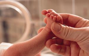 UPDATE! Acuzaţii GRAVE de malpraxis la Suceava. Un bebeluş de doar şapte luni a murit după ce medicul i-a pus diagnostic GREŞIT