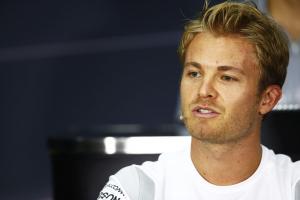 Nico Rosberg este noul campion mondial la Formula 1. Este primul titlu mondial pentru pilotul german