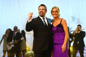 Horia Brenciu și Diana Munteanu îi întâmpină pe telespectatorii Antena 1 cu noi invitați și premii la ”Uniplay Show”, duminică, de la ora 20.00