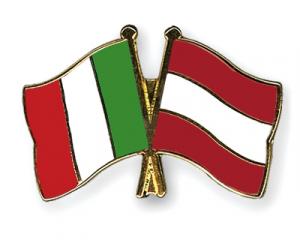 Uniunea Europeană riscă să primească astăzi două lovituri grele de la Italia și Austria