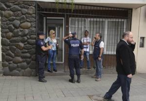 CLINICA MORŢII: asistentă româncă, arestată pentru moartea unei femei, după o liposucţie cu efecte dezastruoase
