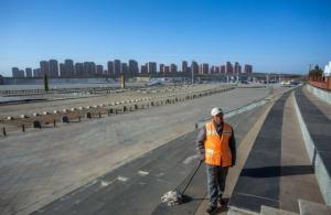GALERIE FOTO: Cum arată cel mai mare ORAŞ FANTOMĂ din China