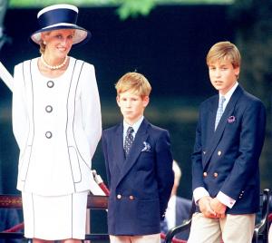 EMOŢIONANT! Prinţul Harry a vorbit pentru prima dată, după 19 de ani, despre pierderea mamei sale, Prinţesa Diana (GALERIE FOTO)