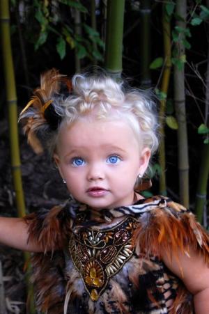 VIRAL! Ira Brown, cea mai frumoasă fetiţă din lume. Este asemănată cu o păpuşă Barbie (GALERIE FOTO)