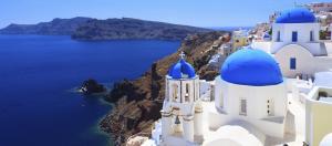 Destinaţie de vacanţă: Santorini, un colţ de rai în care te pierzi cu privirea (GALERIE FOTO)