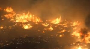 IADUL s-a dezlănţuit în California: INCENDII devastatoare fac ravagii pe sute de kilometri. Pompierii se simt neputincioşi: "Nu am mai văzut niciodată aşa ceva" (FOTO, VIDEO)