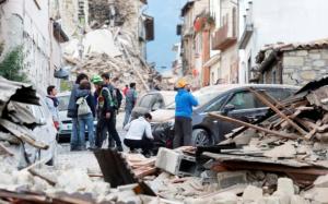 Cutremur Italia: Imagini ŞOCANTE de la faţa locului. Cel puțin 14 persoane au murit (FOTO)