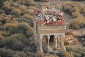În așteptarea unui MIRACOL: o biserică românească în ruină zace lângă locul botezului lui Iisus, pe malul Iordanului, într-un câmp minat