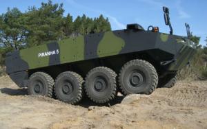 Armata Română se modernizează: România cumpără noi VEHICULE BLINDATE Piranha III