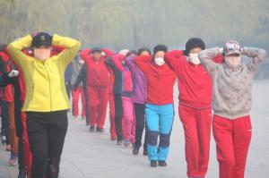 HAOS în China din cauza unui nou val de CEAȚĂ TOXICĂ! Școlile au fost închise, traficul a fost afectat (FOTO)