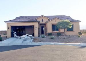 Atacatorul din Las Vegas trăia într-o casă de 400.000 de dolari, avea licență de pilot și era un împătimit al jocurilor de noroc (FOTO)