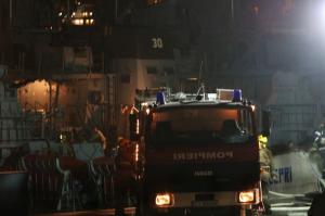 INCENDIU în Portul Constanţa! O navă militară a ars la dana 0, pompierii intervenind cu 5 autospeciale. Flăcările au fost stinse după două ore
