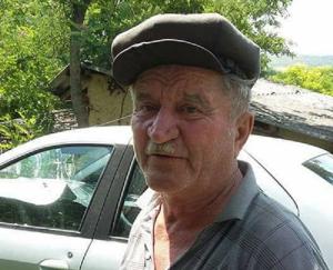 Bărbatul care a stat legat de pat în Spitalul Judeţean Vaslui, iar apoi a fost externat fără știrea familiei, a fost găsit mort pe un câmp