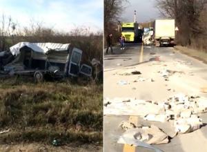 Accident teribil pe Centura Capitalei! Şoferul unei dubiţe a zburat prin parbriz în urma impactului - VIDEO