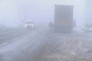 Alertă de vreme rea în România. Sunt vizate 12 judeţe, inclusiv autostrăzi şi drumuri naţionale. Vezi zonele afectate