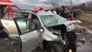 Accident teribil la Braşov: Patru morţi, după un impact devastator între 4 maşini. Printre victime sunt şi copii