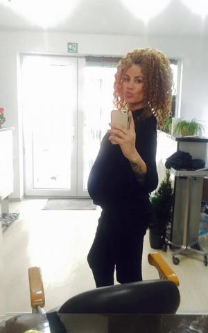 Vă amintiţi de cea mai sexy ISPITĂ de la Insula Iubirii? Bianca Roman va deveni mamă peste două luni (FOTO)