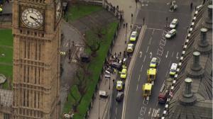 Doi ROMÂNI RĂNIŢI în atacul terorist de la Parlamentul Marii Britanii! Cel puţin 5 morţi şi 40 răniţi! VIDEO DIN MOMENTUL ATACULUI