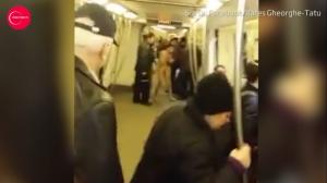 Scene-delir în Bucureşti: un tânăr care a defilat GOL-GOLUŢ la metrou e fugărit pe stradă de agenţi (VIDEO, GALERIE FOTO)