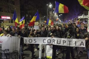 Marș anti-corupție, organizat în Capitală. Peste 5.000 de oameni au participat