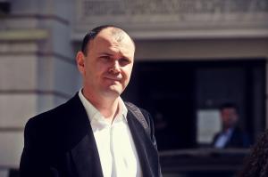 Înainte de a fi extrădat, Sebastian Ghiţă va fi judecat în Serbia pentru uz de fals. Ce pedeapsă riscă românul arestat joi noaptea la Belgrad