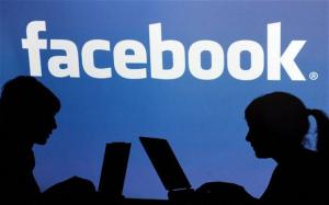 ŢEAPA secolului! Un bărbat din Europa de Est a reuşit SĂ FURE de la giganţii Facebook şi Google peste 100 DE MILIOANE DE DOLARI