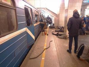 GALERIE FOTO! Acestea sunt IMAGINILE TERORII la Sankt Peterburg, unde 10 oameni au fost ucişi, iar 50 răniţi în urma unor explozii