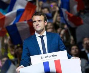PREDARE DE ŞTAFETĂ. Emmanuel Macron este noul preşedinte al Franţei! Urmăriţi LIVE ceremonia