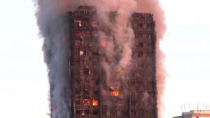 Bilanţul incendiului care a devastat blocul cu 27 de etaje din Londra a crescut dramatic: cel puţin 12 morţi şi 79 de răniţi
