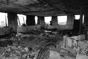 TURNUL IADULUI! Imagini de COŞMAR din apartamentele DISTRUSE de incendiul din Grenfell Tower (FOTO&VIDEO)