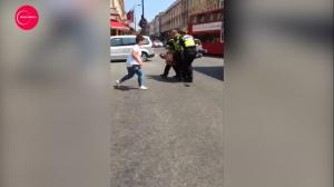 UN ROMÂN a provocat ISTERIE la Londra! Toată lumea a crezut că e un terorist care strigă "Allahu Akbar" (VIDEO)
