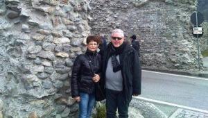 MĂCEL comis de o ROMÂNCĂ, în Italia! Femeia şi-a ÎNJUNGHIAT soţul cu 12 LOVITURI DE CUŢIT, apoi i-a tăiat ORGANELE GENITALE