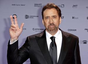 IMAGINEA care a cucerit Internetul! O fotografie cu actorul Nicolas Cage, în Kazahstan, a devenit ținta glumelor pe rețelele de socializare (FOTO)