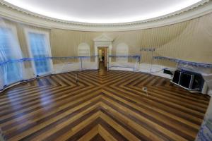 Imagini incredibile de la Casa Albă! Ce se întâmplă în aceste zile în celebrul Birou Oval (FOTO)