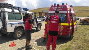 Grav ACCIDENT pe Transalpina! Doi tineri s-au RĂSTURNAT cu maşina! | VIDEO