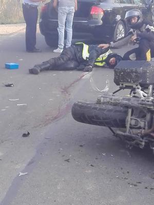 IMPACT DEVASTATOR! Un tânăr vitezoman a SPULBERAT cu maşina un motociclist, la Ocna Şugatag. Bărbatul A MURIT PE LOC
